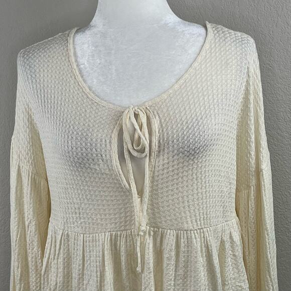 Lush Cream Waffle Knit Tie Front Peplum Babydoll Top Oversized Small/Medium NWT - Picture 5 of 13